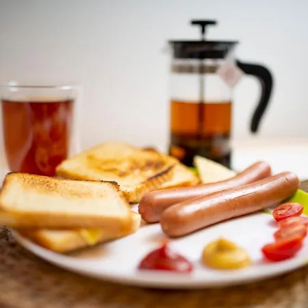 旅馆 Yellow - Free Breakfast - The Service In - Free Parking *