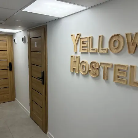 Yellow - Free Breakfast - The Service In - Free Parking Katowice