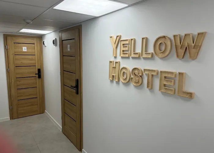 Yellow - Free Breakfast - The Service In - Free Parking Katowice